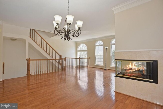 Building Photo - 4002 Rosemeade Dr