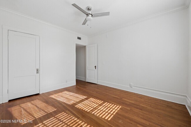 Building Photo - 1625 Seminole Rd