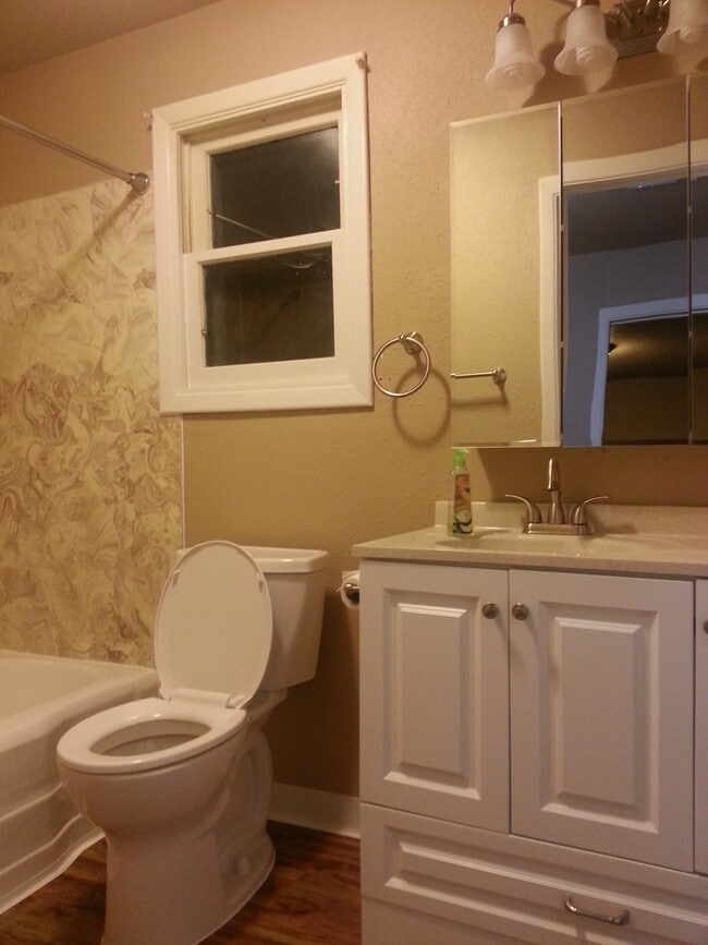 Building Photo - 2654 N Foothill Road