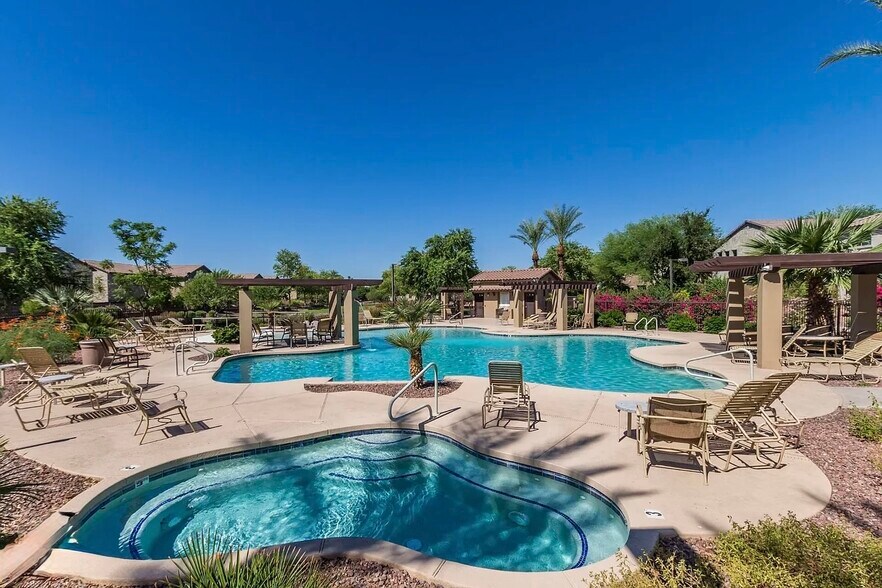 Building Photo - 16017 N 19th Dr