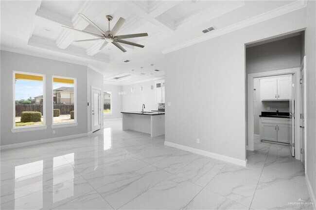 Building Photo - 12 Imperial Oak Dr