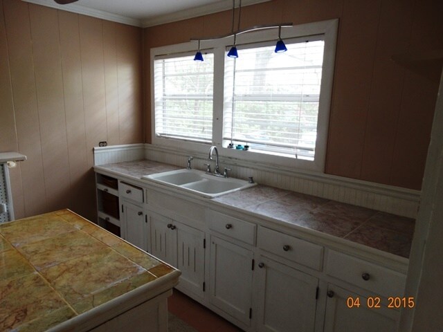 Building Photo - 224 Holly Hill Rd
