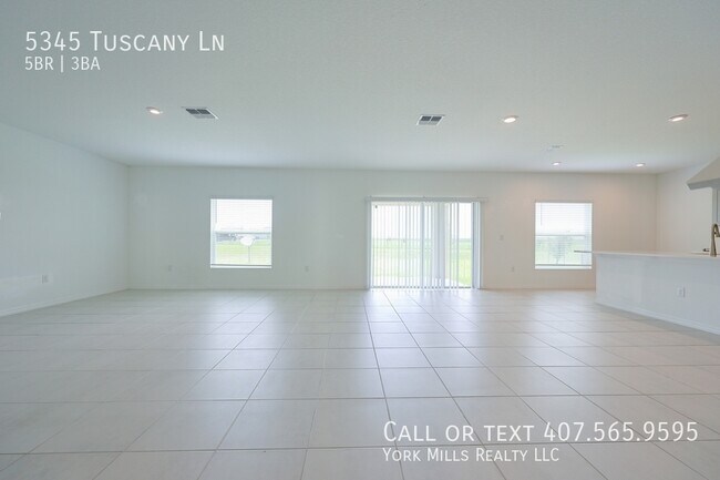 Building Photo - 5345 Tuscany Ln