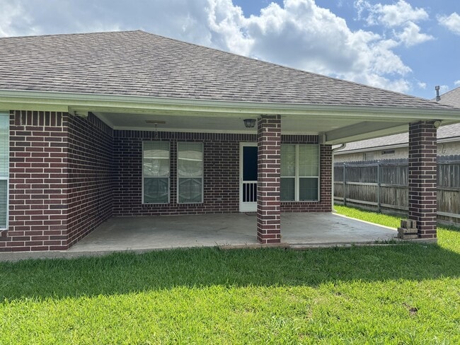 Building Photo - 225 Karten Ln