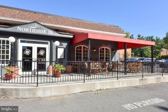 Building Photo - 340 Wesmond Dr