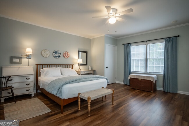 Building Photo - 290.5 Milledge Cir