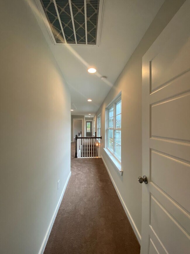 Building Photo - Home for Rent in Calera, AL!!! Available t...