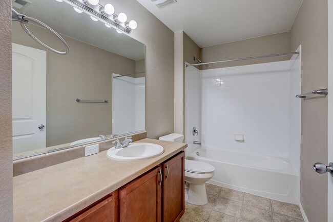 Building Photo - 5 bedroom single family home in Castle Rock.