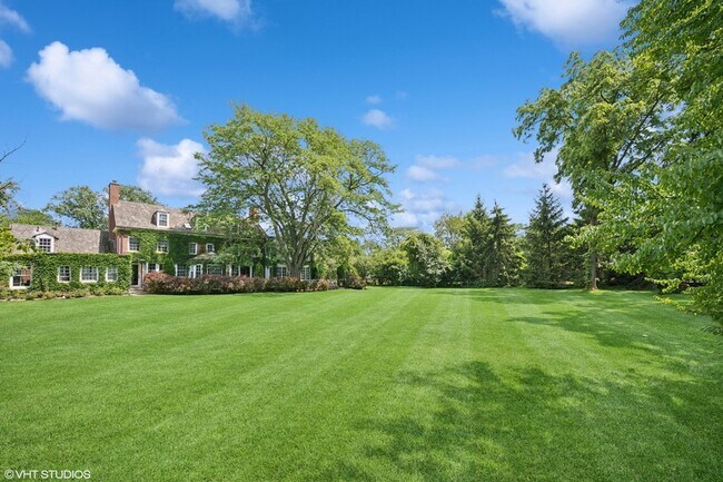 Building Photo - 82 Woodley Rd