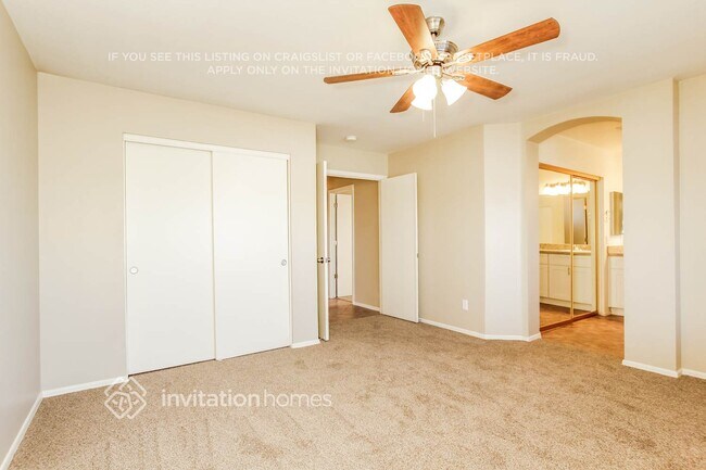 Building Photo - 8703 N 112th Ave