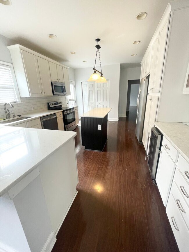 Building Photo - 2786 Post St