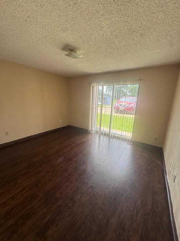 Building Photo - 1904 Meadowgreen Dr