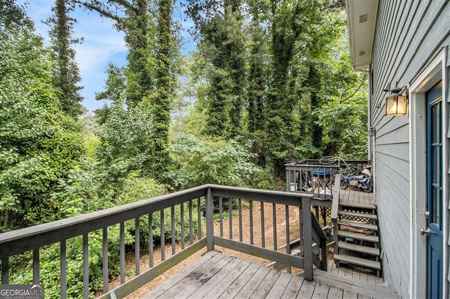 Building Photo - 3237 Highpoint Ct