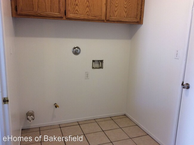 Building Photo - 3 br, 2 bath House - 1516 Hadar Rd