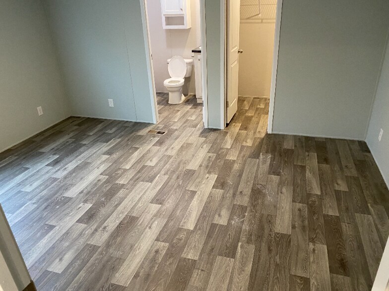 Building Photo - 2267 S Sheeran Dr