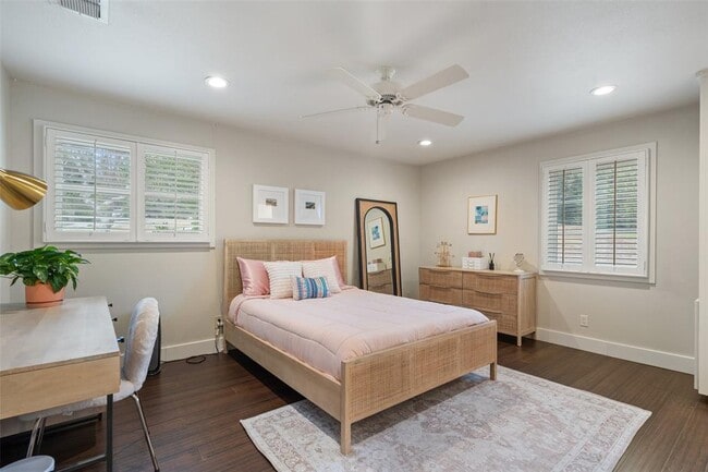 Building Photo - 29 Pascal Ln