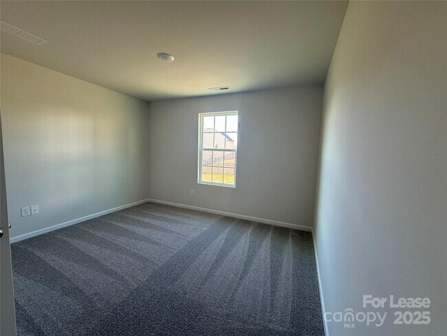 Building Photo - 193 Brentwood Dr