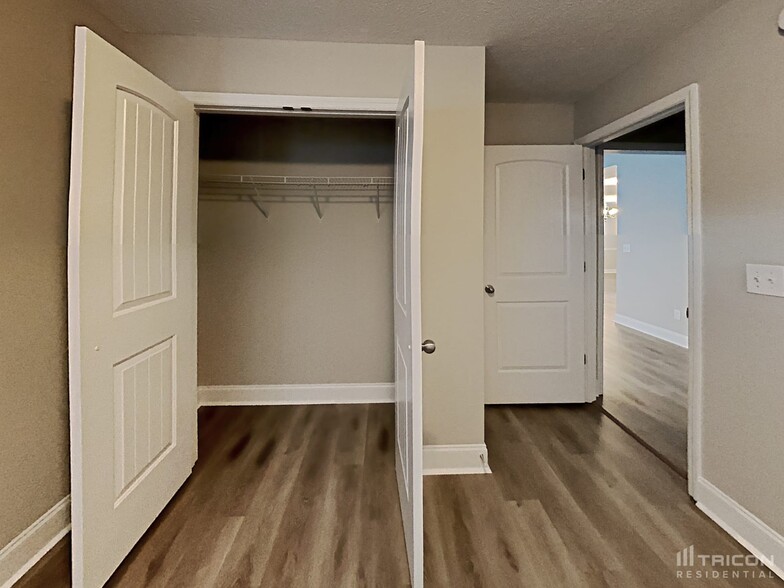 Building Photo - 2343 Foxworth Ct
