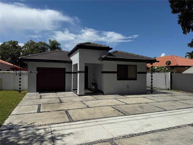 Building Photo - 14480 SW 112th St