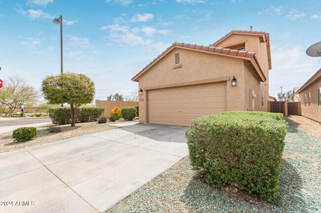 Building Photo - 2 STORY HOME IN BUCKEYE!