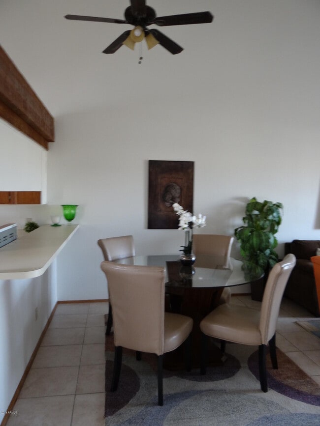 Building Photo - 16644 E Westby Dr