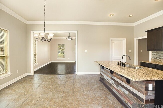 Building Photo - 16290 Timberstone Dr