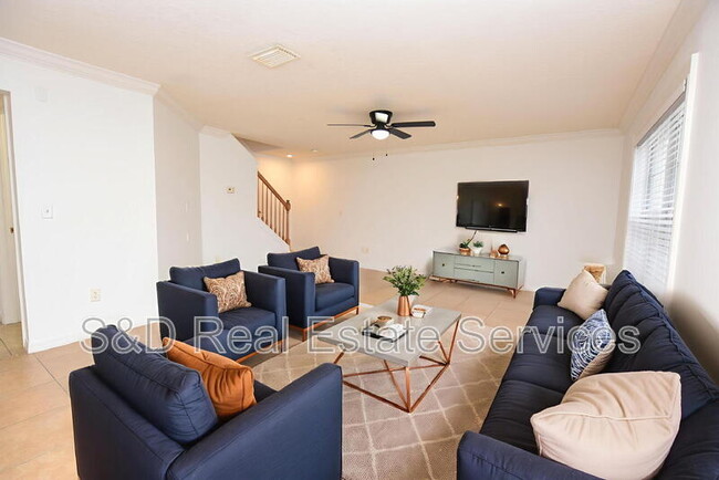 Building Photo - 5365 River Rock Rd