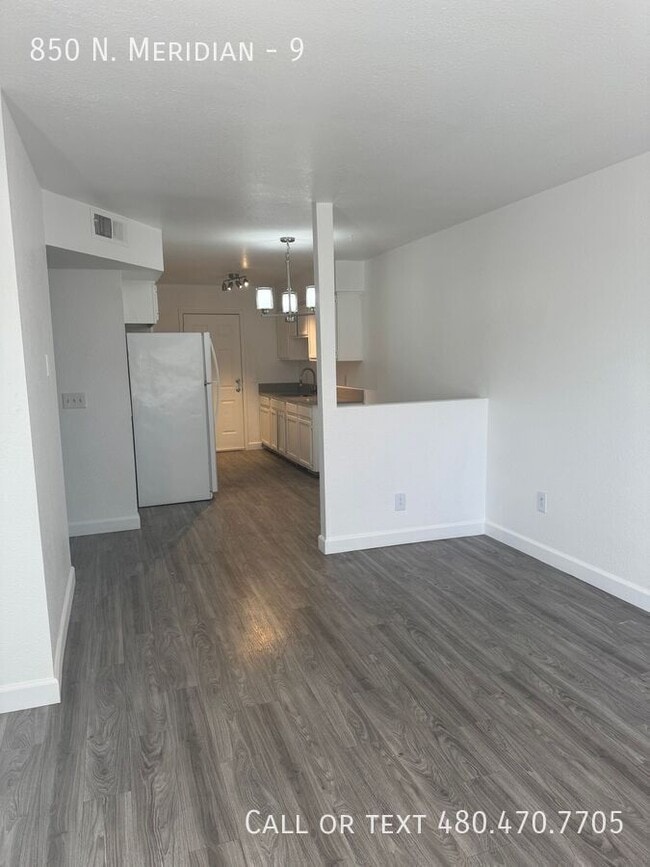 Building Photo - 850 N. Meridian-9