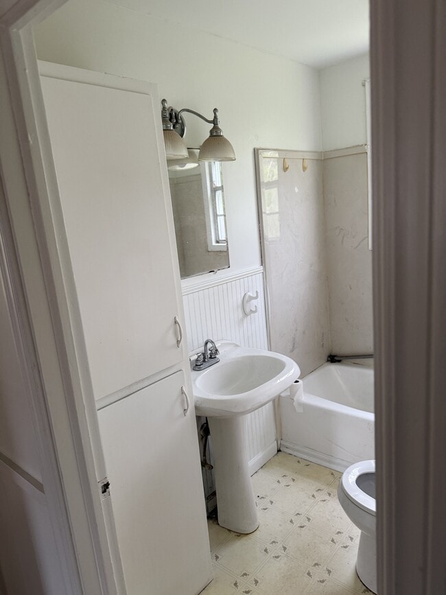 Building Photo - 5046 Bearden Rd