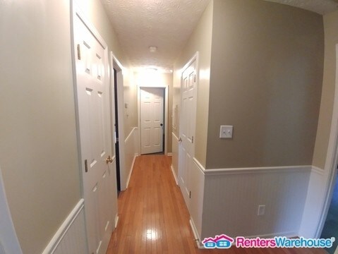 Building Photo - 891 Providence Dr