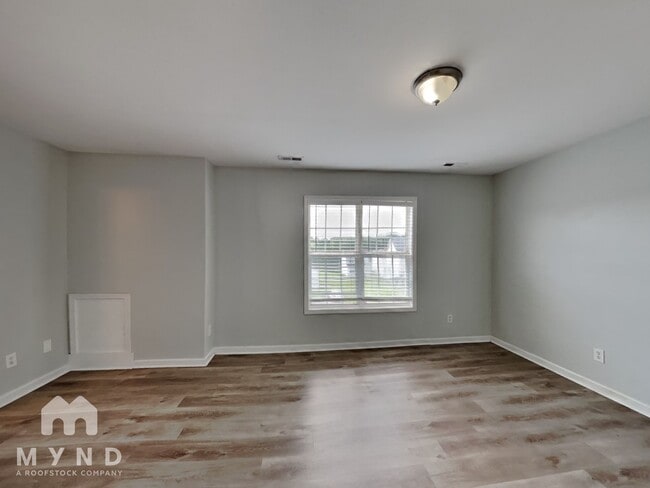 Building Photo - 4253 Beacon Crest Way