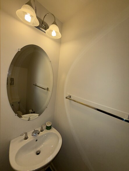 Powder room on 1st floor - 2719 Pinebrook Rd