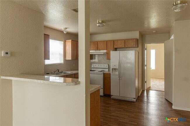 Building Photo - 4101 Gus Dr