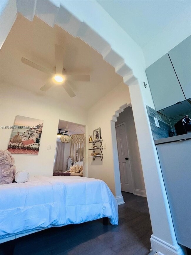 Building Photo - 1227 Euclid Ave