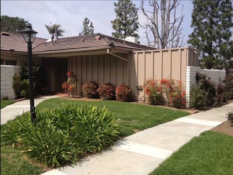 Front Entrance - 27111 Capote de Paseo