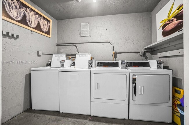 Building Photo - 37 SW 14th St