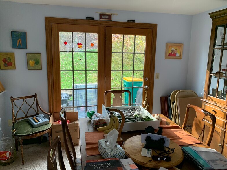 Building Photo - 4304 Royalview Dr