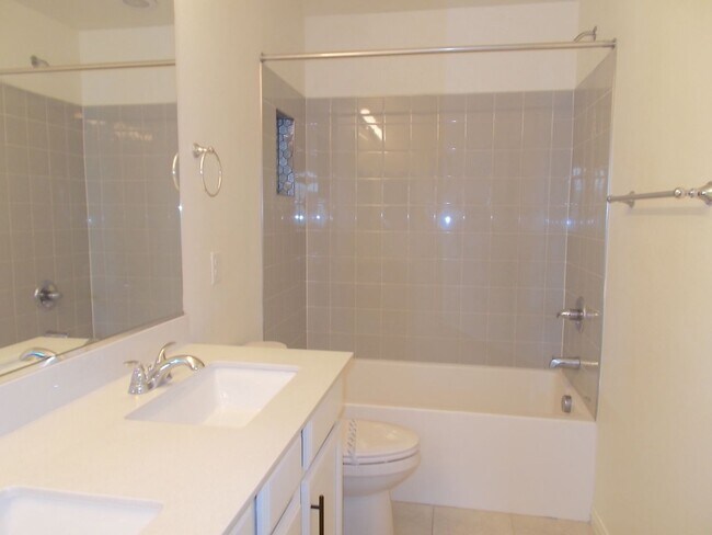 Building Photo - Modern Luxury Rental with Stunning Red Roc...