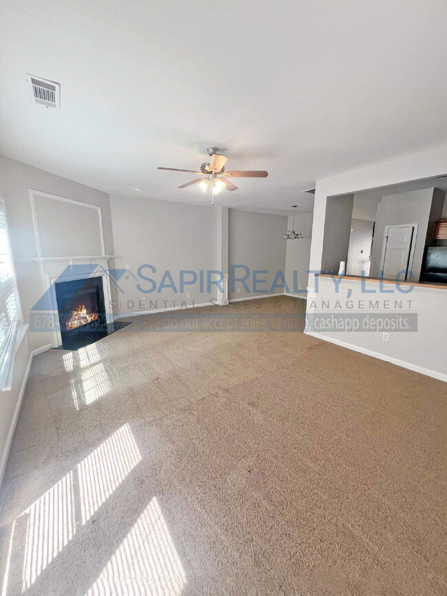 Building Photo - 1647 Southgate Mill Dr