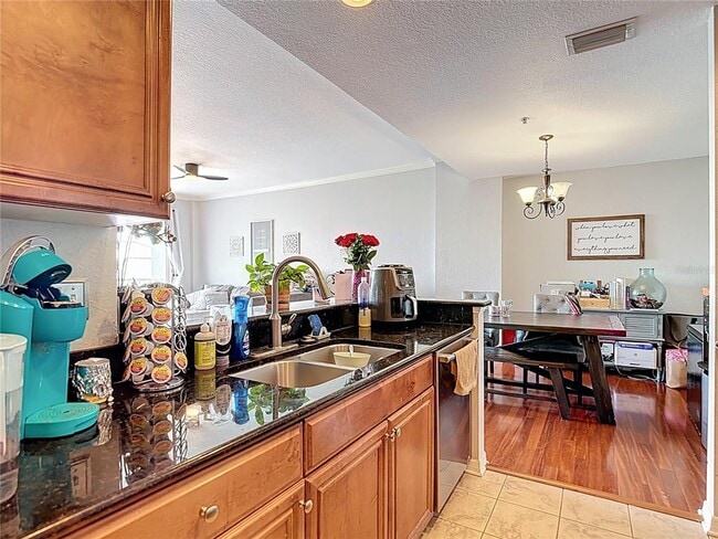 Building Photo - 700 S Harbour Island Blvd