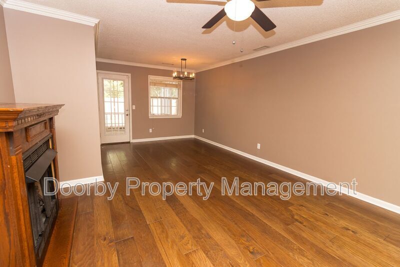 Building Photo - 1133 Lenny Ln