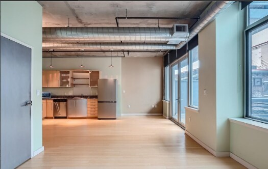 Building Photo - 1401 Wewatta St