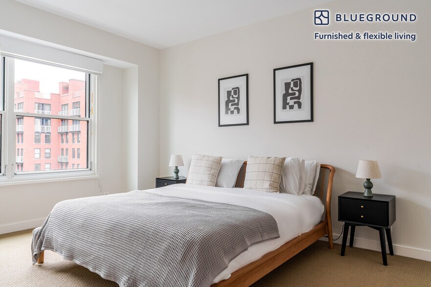 Building Photo - 420 7th St NW
