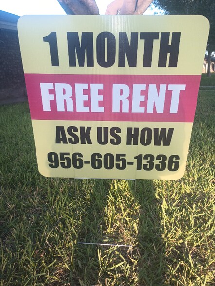 Primary Photo - 915 Lexington Cir