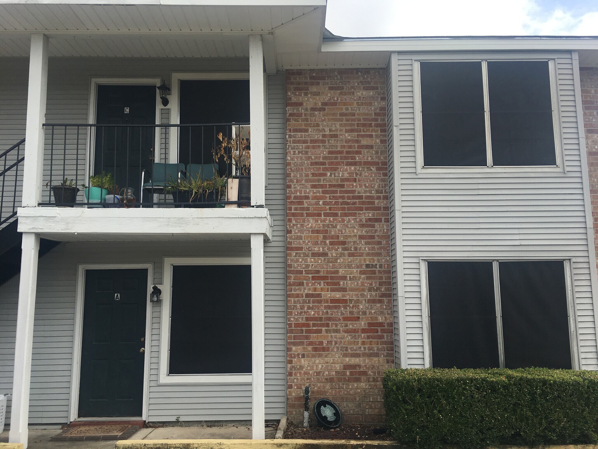 Building Photo - 6377 Quin Dr