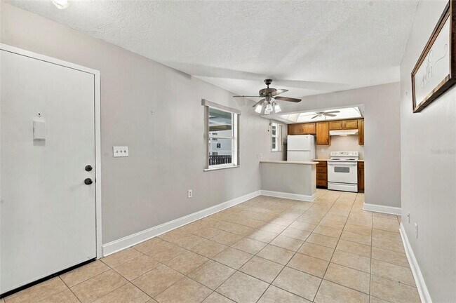 Building Photo - 2700 Bayshore Blvd