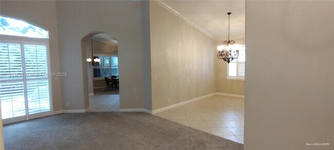 Building Photo - 8092 Driggs Hill