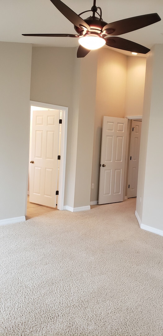 Building Photo - 3 bedroom, 2.5 bath, 2 car garage in a Qui...