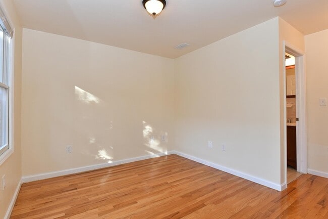 Building Photo - 499 Ocean Ave