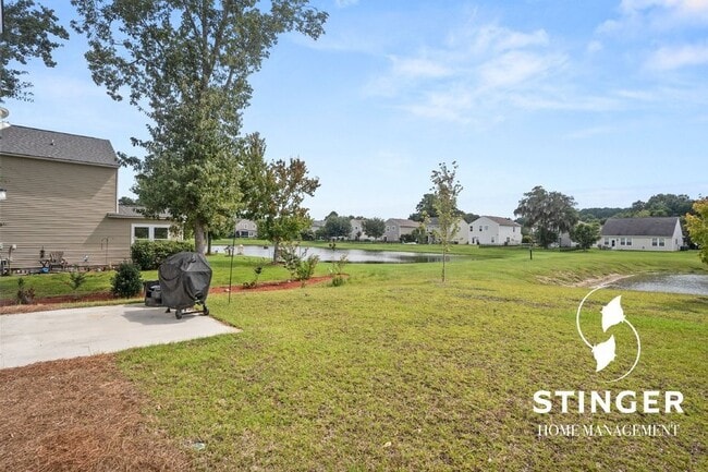 Building Photo - 19 Seneca Wy